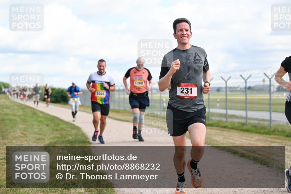 14.09.2025 - Airport Race Dr. Thomas Lammeyer http://msf.ph/oto/8868232 14.09.2025 12:11:43 Laufen 2048, 1260, 231 meine-sportfotos.de