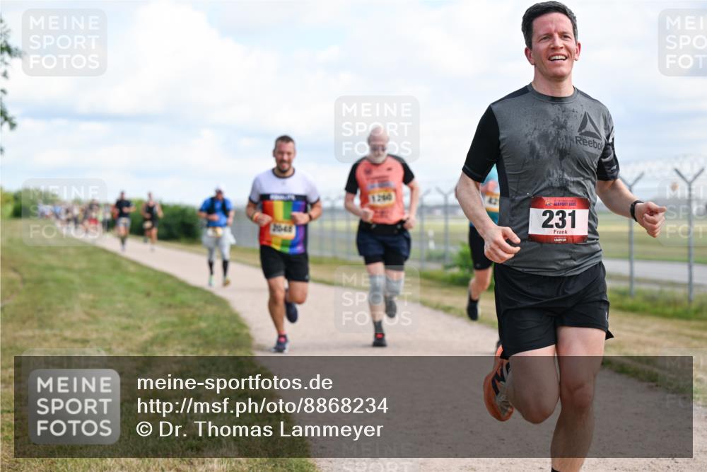 14.09.2025 - Airport Race Dr. Thomas Lammeyer http://msf.ph/oto/8868234 14.09.2025 12:11:43 Laufen 2048, 42, 231 meine-sportfotos.de