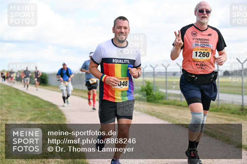 14.09.2025 - Airport Race Dr. Thomas Lammeyer http://msf.ph/oto/8868246 14.09.2025 12:11:45 Laufen 048, 38, 1260 meine-sportfotos.de