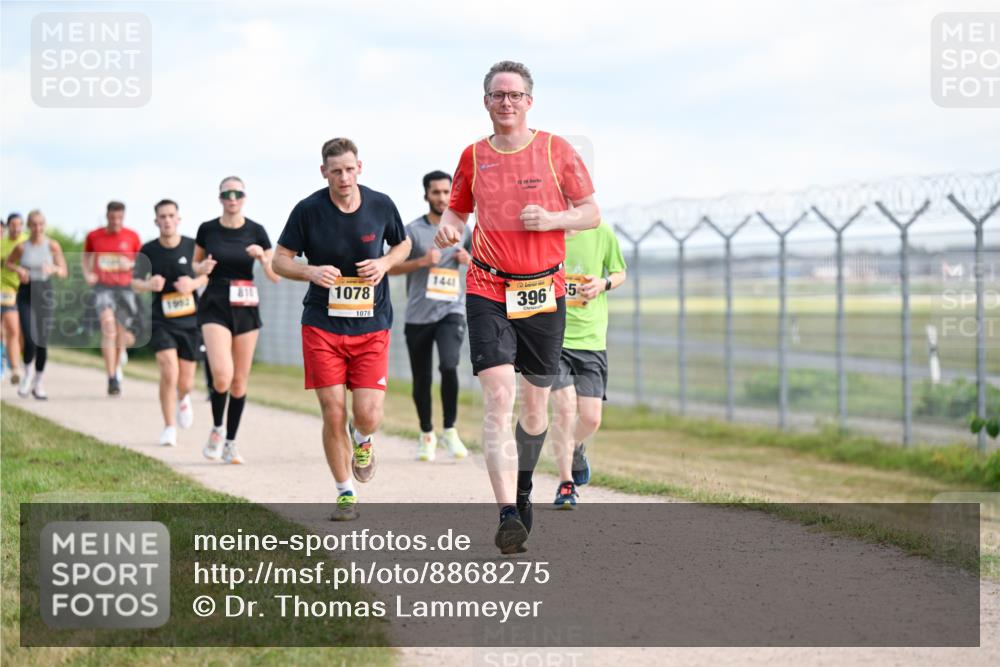 14.09.2025 - Airport Race Dr. Thomas Lammeyer http://msf.ph/oto/8868275 14.09.2025 12:11:56 Laufen 811, 1078, 1078, 69, 1441, 396, 5 meine-sportfotos.de