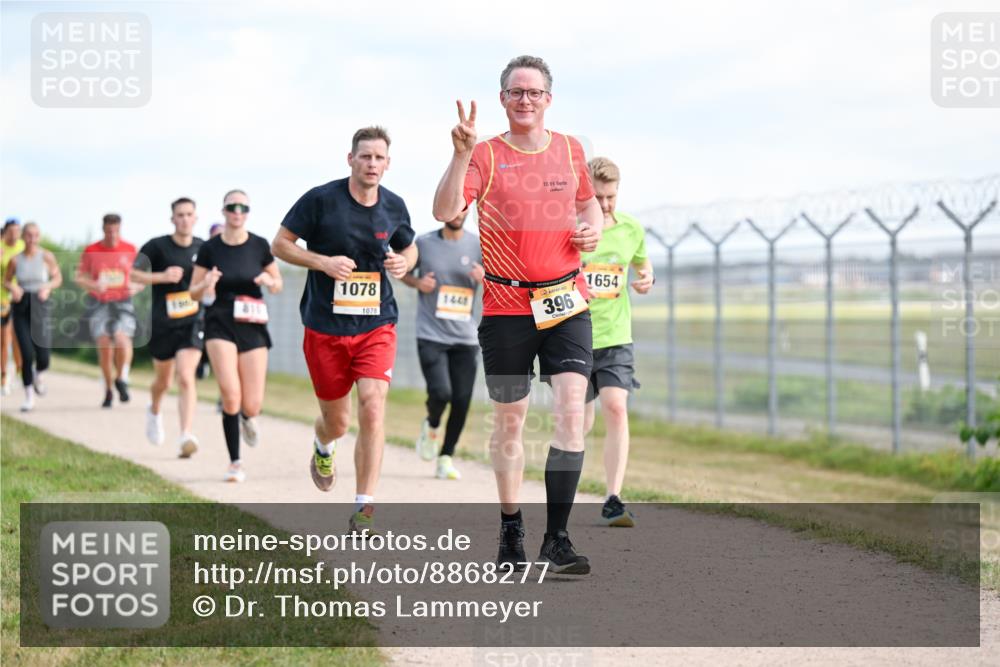 14.09.2025 - Airport Race Dr. Thomas Lammeyer http://msf.ph/oto/8868277 14.09.2025 12:11:56 Laufen 69, 1078, 1078, 1448, 396, 1654 meine-sportfotos.de