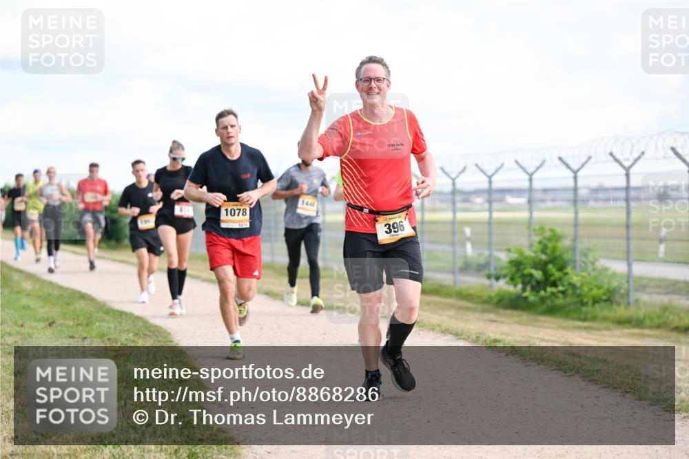 14.09.2025 - Airport Race Dr. Thomas Lammeyer http://msf.ph/oto/8868286 14.09.2025 12:11:58 Laufen 1078, 1078, 144, 69, 396 meine-sportfotos.de
