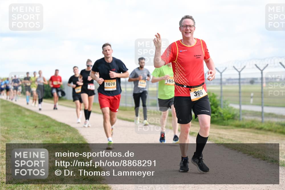 14.09.2025 - Airport Race Dr. Thomas Lammeyer http://msf.ph/oto/8868291 14.09.2025 12:11:58 Laufen 1078, 1654, 6, 69, 396 meine-sportfotos.de