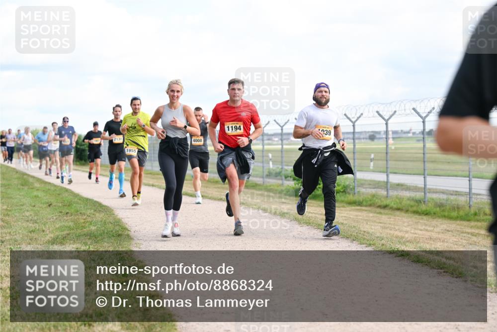 14.09.2025 - Airport Race Dr. Thomas Lammeyer http://msf.ph/oto/8868324 14.09.2025 12:12:04 Laufen 2138, 1955, 4008, 1194, 39 meine-sportfotos.de