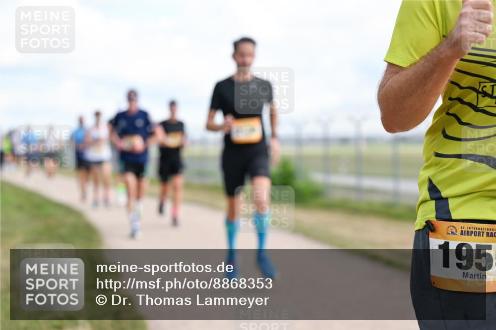 14.09.2025 - Airport Race Dr. Thomas Lammeyer http://msf.ph/oto/8868353 14.09.2025 12:12:09 Laufen 42, 195 meine-sportfotos.de