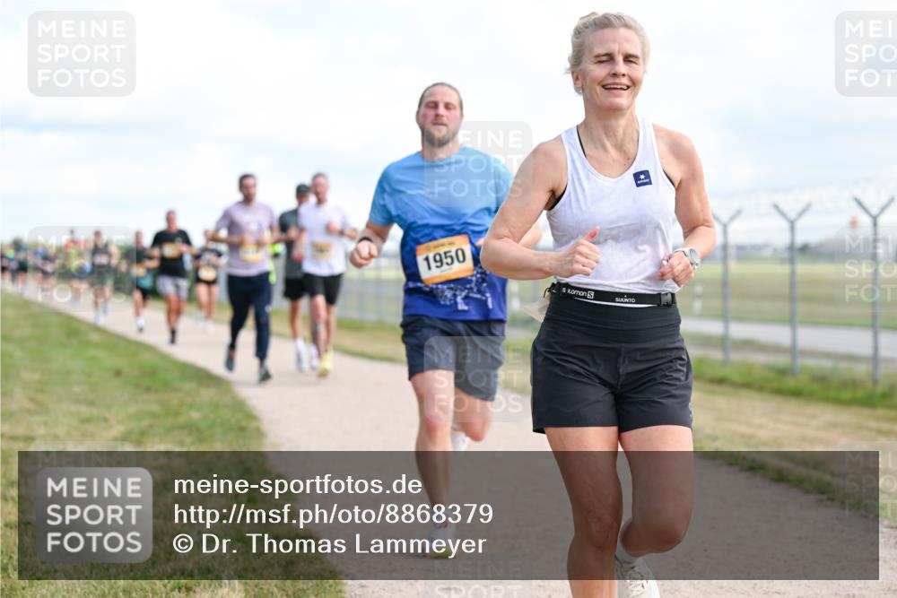 14.09.2025 - Airport Race Dr. Thomas Lammeyer http://msf.ph/oto/8868379 14.09.2025 12:12:16 Laufen 1950 meine-sportfotos.de