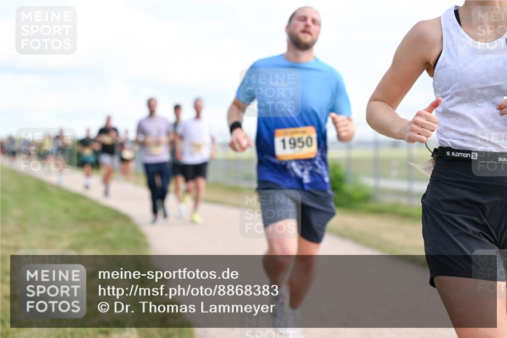 14.09.2025 - Airport Race Dr. Thomas Lammeyer http://msf.ph/oto/8868383 14.09.2025 12:12:17 Laufen 1950 meine-sportfotos.de