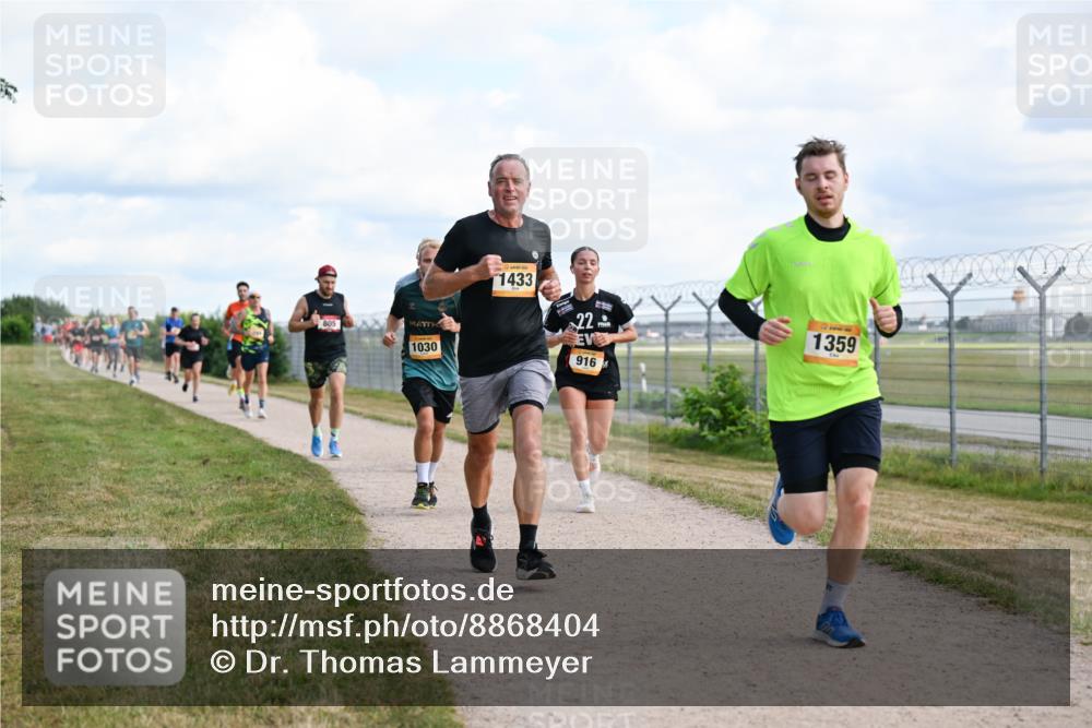 14.09.2025 - Airport Race Dr. Thomas Lammeyer http://msf.ph/oto/8868404 14.09.2025 12:12:22 Laufen 805, 1030, 1433, 22, 1359, 916 meine-sportfotos.de