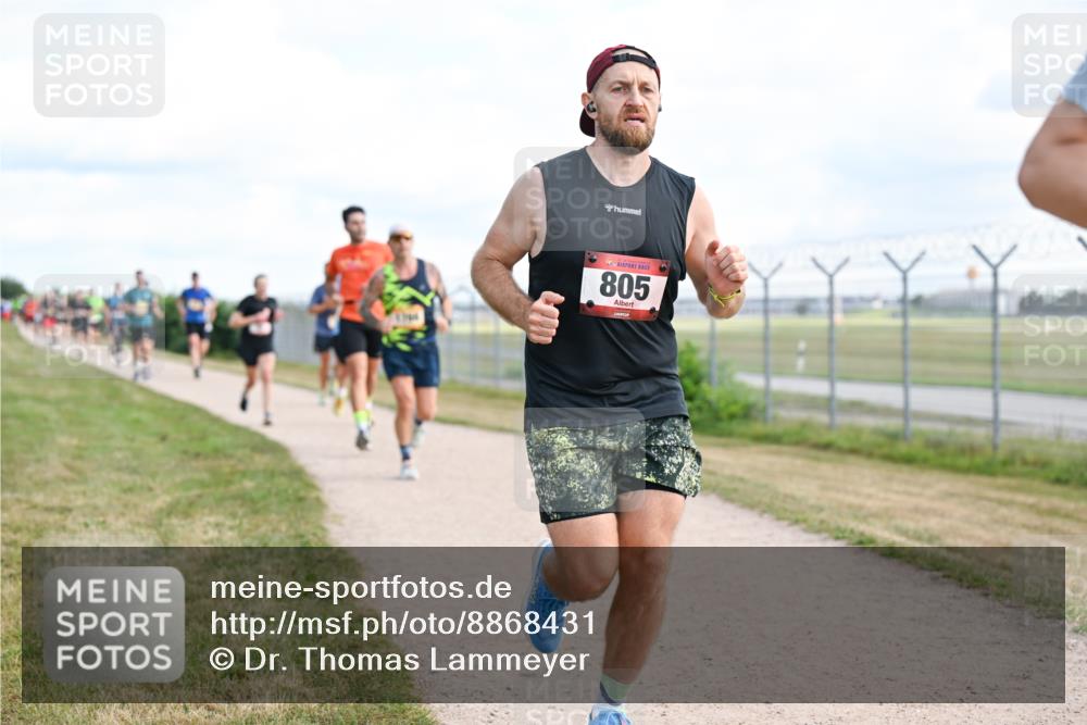 14.09.2025 - Airport Race Dr. Thomas Lammeyer http://msf.ph/oto/8868431 14.09.2025 12:12:26 Laufen 805 meine-sportfotos.de