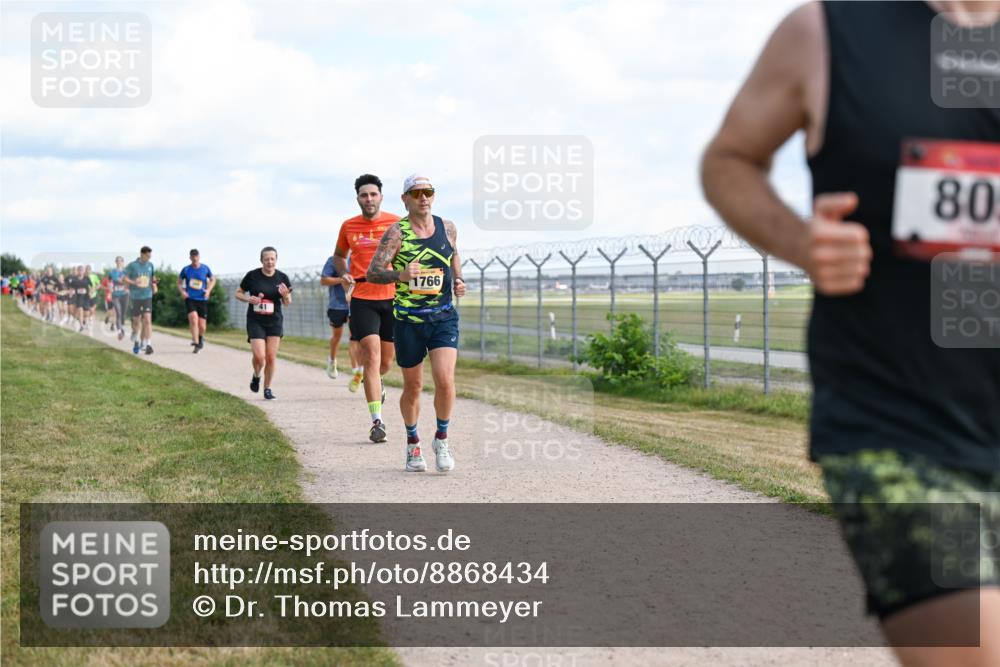 14.09.2025 - Airport Race Dr. Thomas Lammeyer http://msf.ph/oto/8868434 14.09.2025 12:12:27 Laufen 1766, 80 meine-sportfotos.de