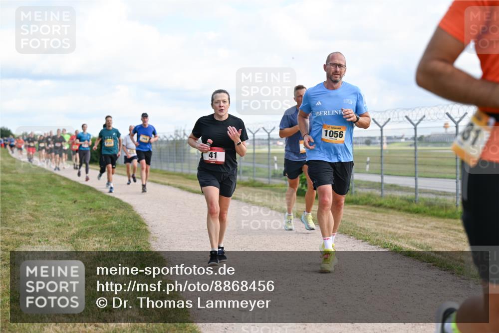 14.09.2025 - Airport Race Dr. Thomas Lammeyer http://msf.ph/oto/8868456 14.09.2025 12:12:31 Laufen 41, 1056, 81 meine-sportfotos.de