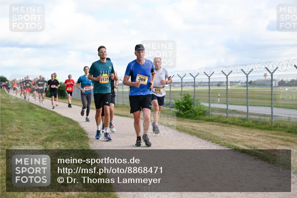 14.09.2025 - Airport Race Dr. Thomas Lammeyer http://msf.ph/oto/8868471 14.09.2025 12:12:35 Laufen 872, 2133, 369, 575 meine-sportfotos.de