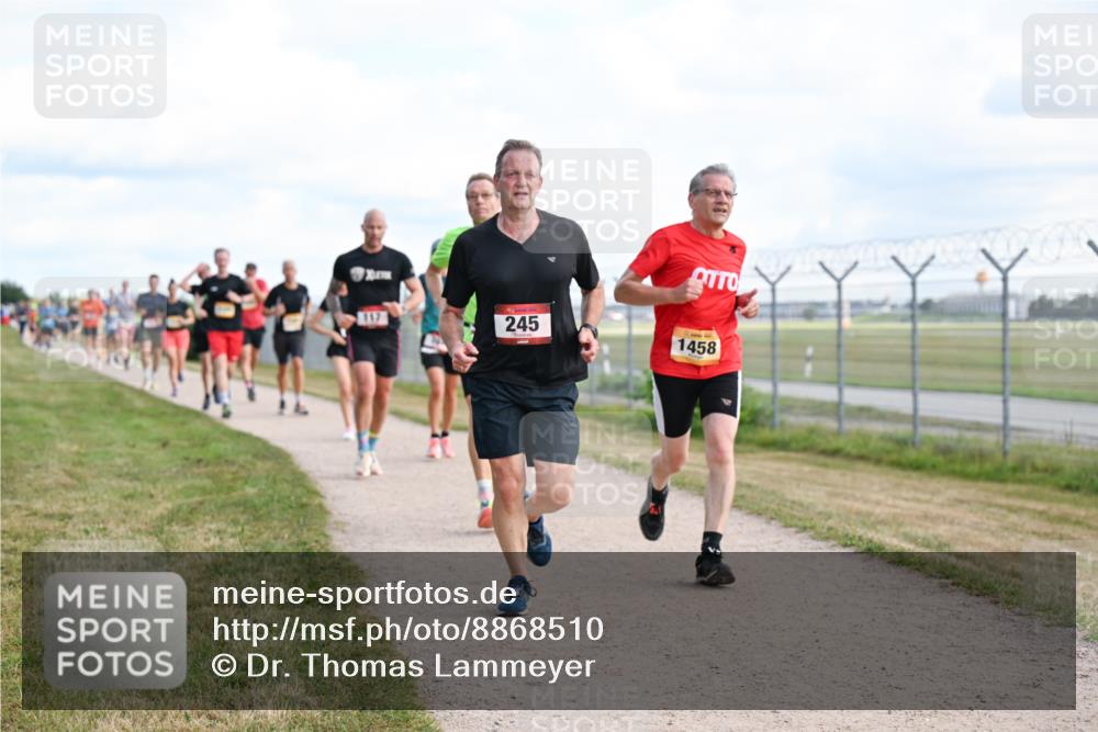 14.09.2025 - Airport Race Dr. Thomas Lammeyer http://msf.ph/oto/8868510 14.09.2025 12:12:42 Laufen 245, 1458 meine-sportfotos.de