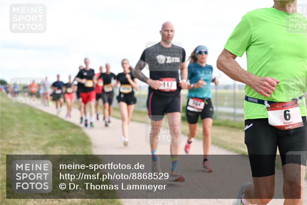14.09.2025 - Airport Race Dr. Thomas Lammeyer http://msf.ph/oto/8868529 14.09.2025 12:12:44 Laufen 117, 6 meine-sportfotos.de