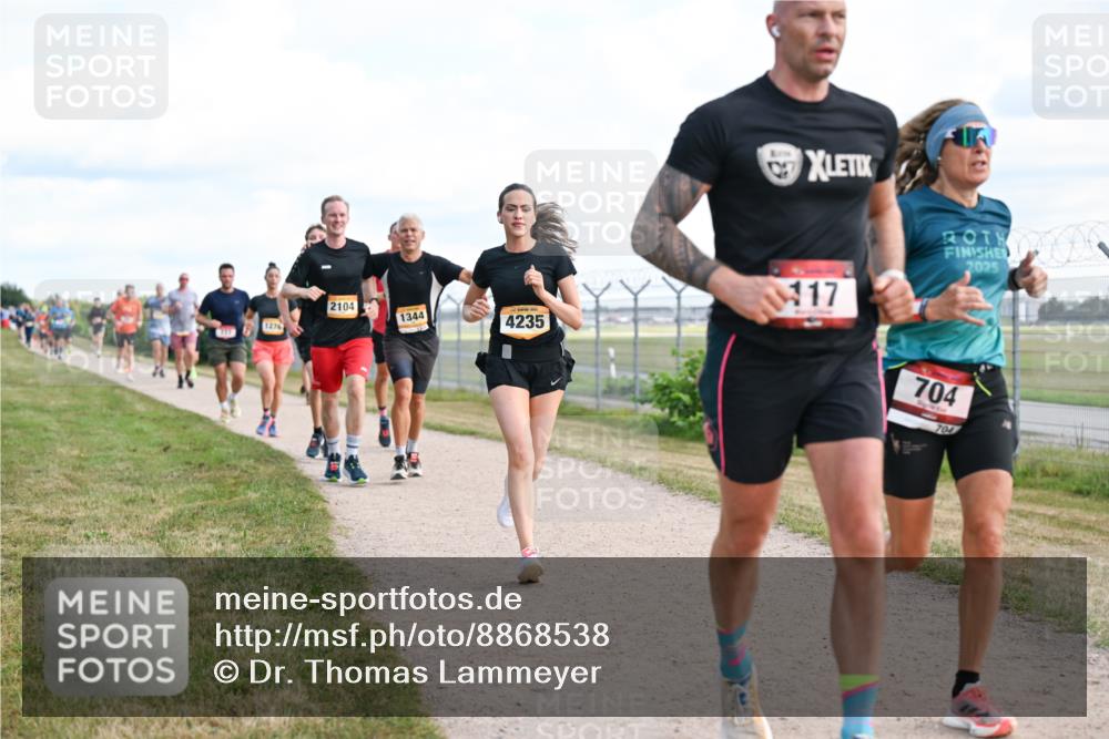 14.09.2025 - Airport Race Dr. Thomas Lammeyer http://msf.ph/oto/8868538 14.09.2025 12:12:45 Laufen 1276, 2104, 1344, 4235, 17, 2025, 704, 704 meine-sportfotos.de