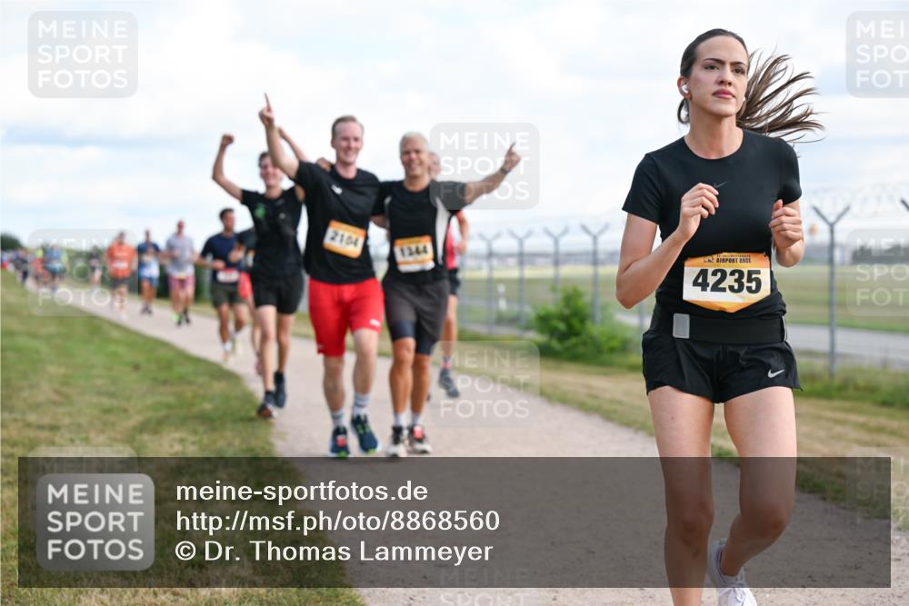 14.09.2025 - Airport Race Dr. Thomas Lammeyer http://msf.ph/oto/8868560 14.09.2025 12:12:46 Laufen 2104, 1344, 4235 meine-sportfotos.de