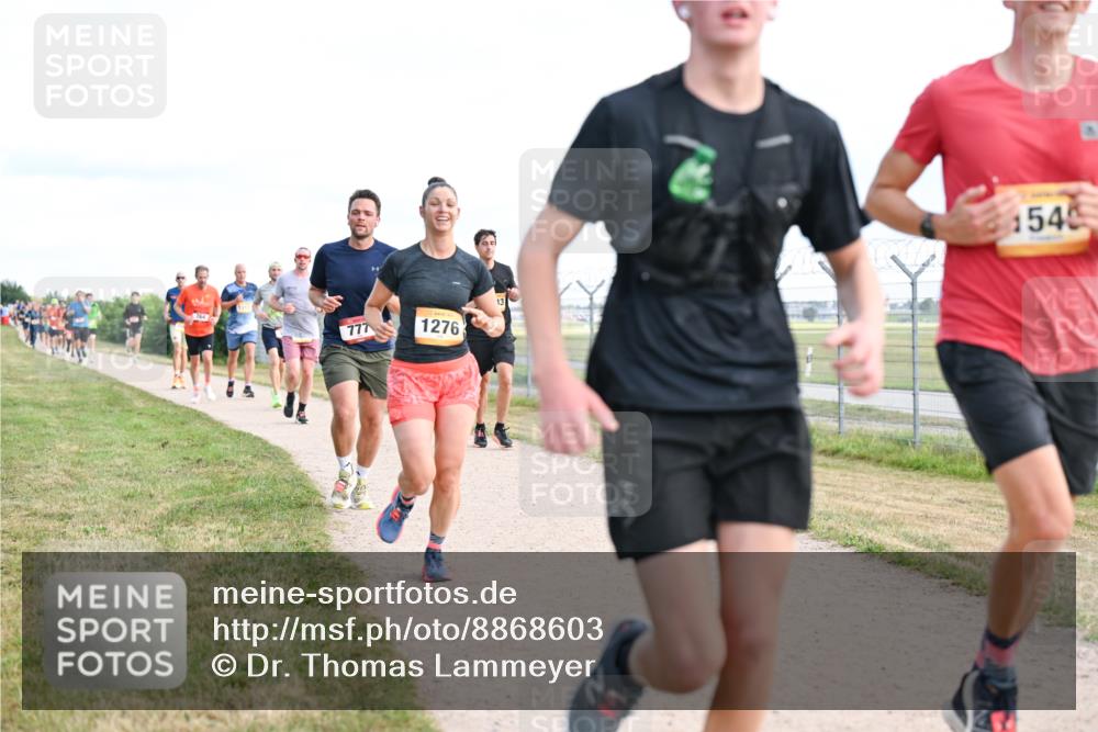14.09.2025 - Airport Race Dr. Thomas Lammeyer http://msf.ph/oto/8868603 14.09.2025 12:12:49 Laufen 777, 1276, 13, 154 meine-sportfotos.de
