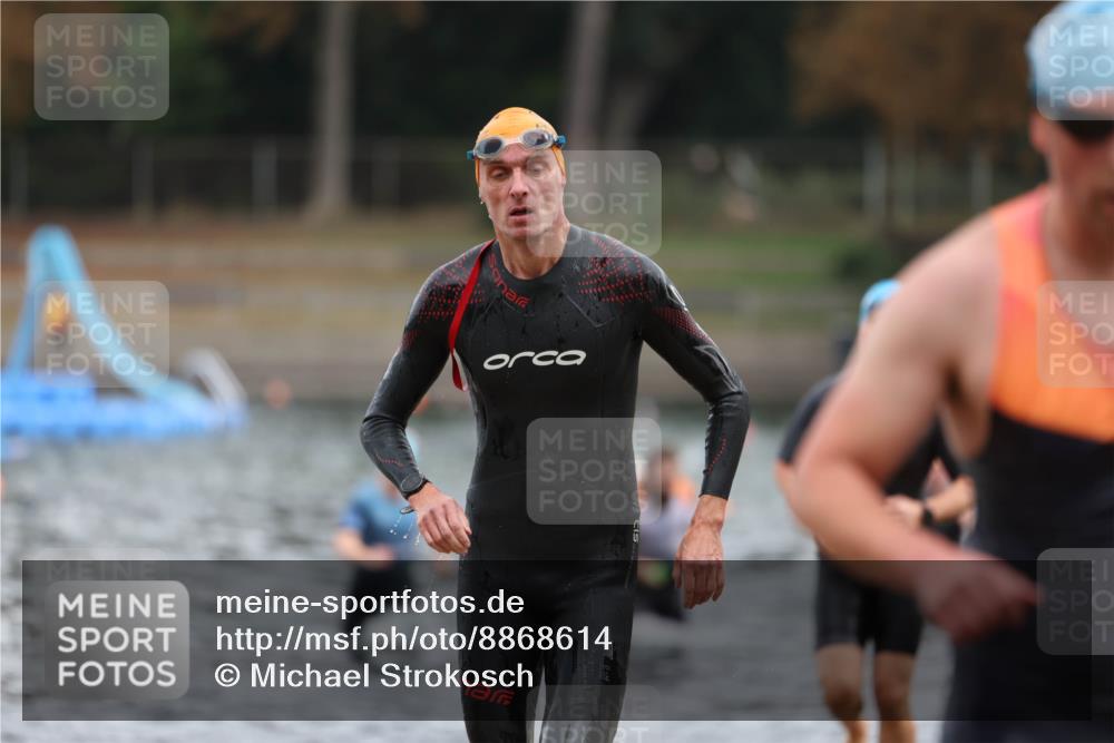 14.09.2025 - Stadtparktriathlon Michael Strokosch http://msf.ph/oto/8868614 14.09.2025 10:33:11 Schwimmen 739, 779, 787, 790, 807 meine-sportfotos.de