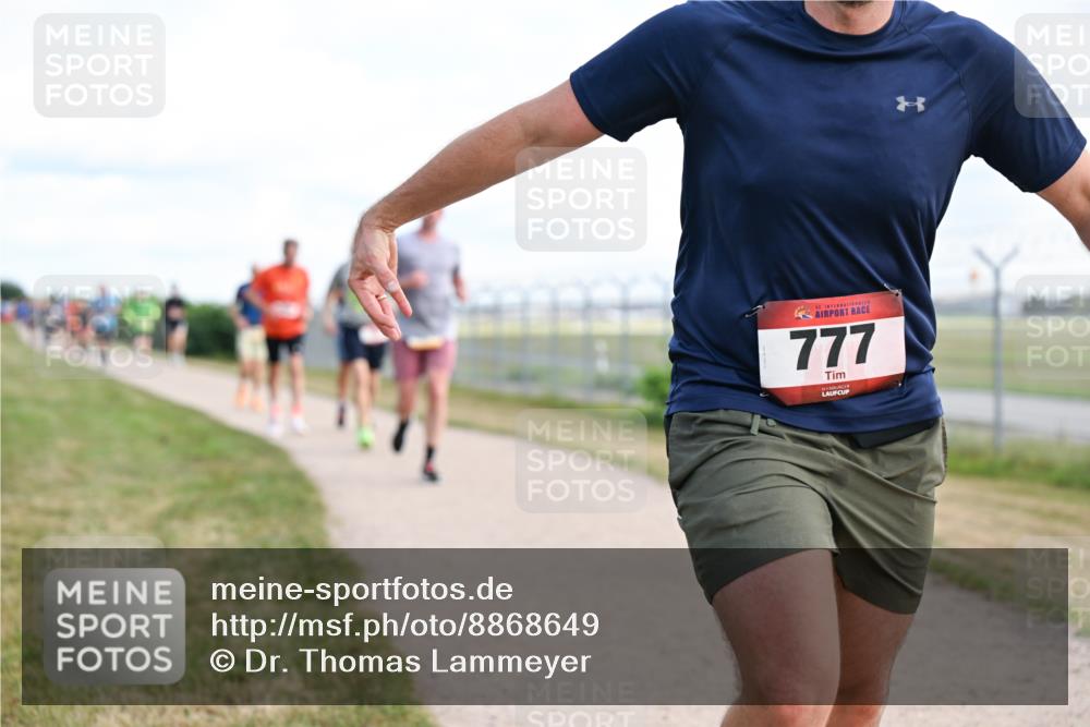 14.09.2025 - Airport Race Dr. Thomas Lammeyer http://msf.ph/oto/8868649 14.09.2025 12:12:52 Laufen 777 meine-sportfotos.de