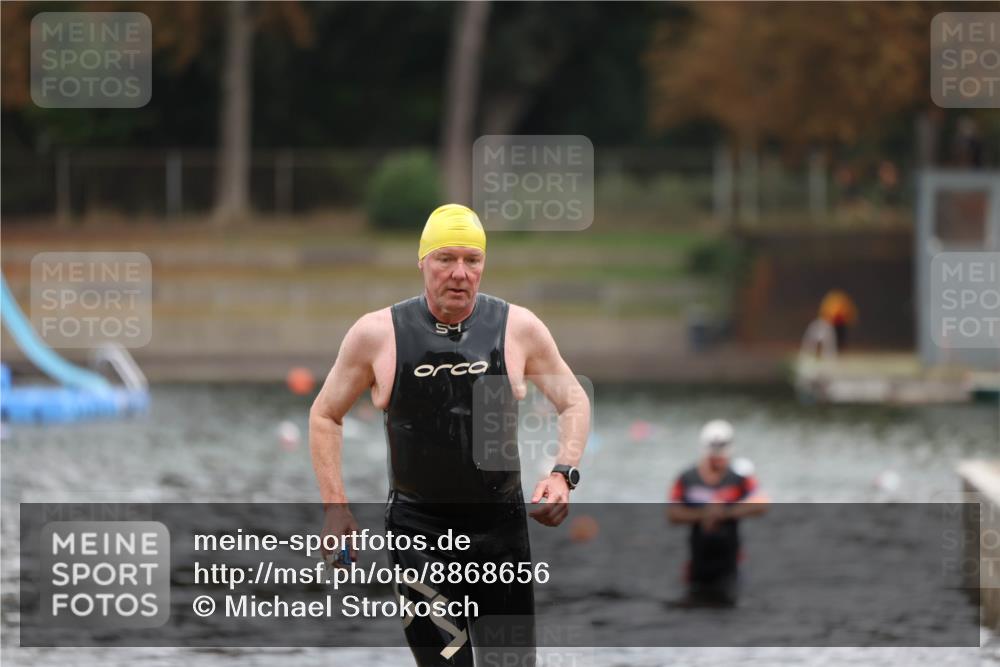 14.09.2025 - Stadtparktriathlon Michael Strokosch http://msf.ph/oto/8868656 14.09.2025 10:33:28 Schwimmen 792 meine-sportfotos.de