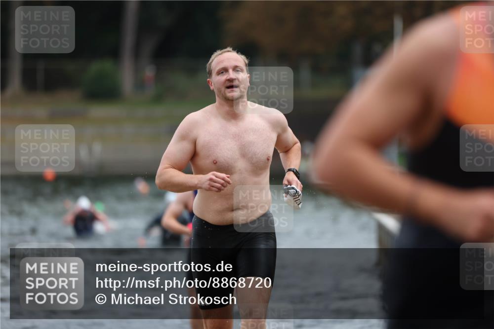 14.09.2025 - Stadtparktriathlon Michael Strokosch http://msf.ph/oto/8868720 14.09.2025 10:34:01 Schwimmen 729, 771, 778, 791, 820 meine-sportfotos.de
