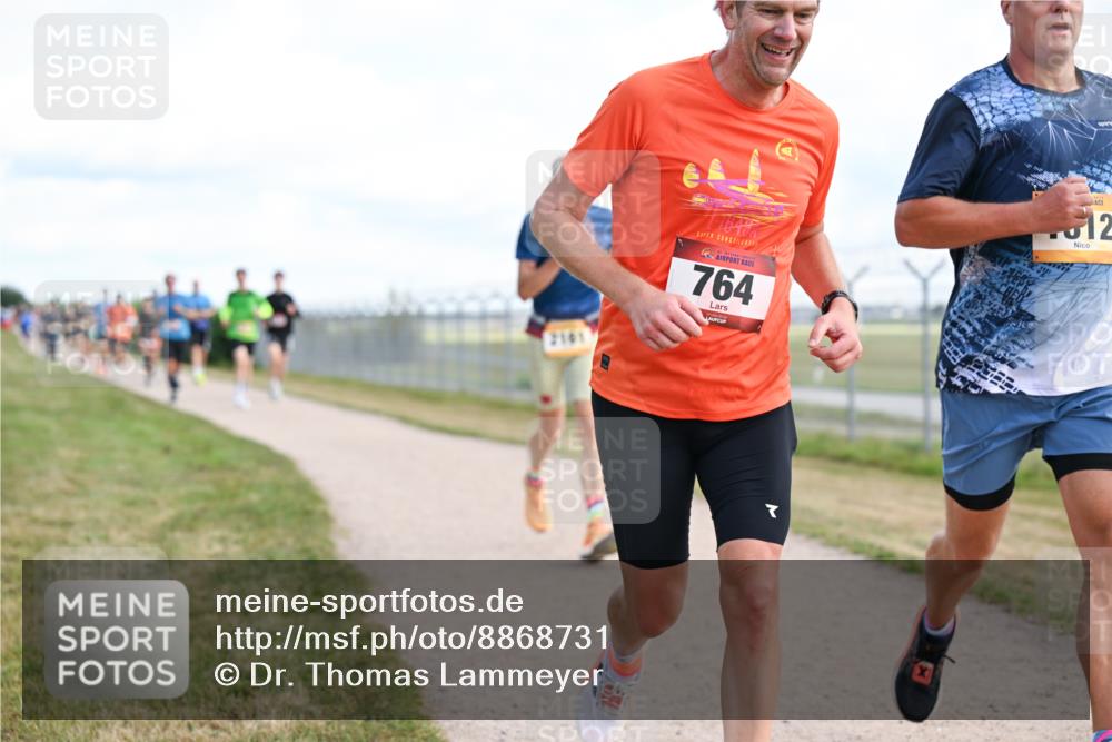 14.09.2025 - Airport Race Dr. Thomas Lammeyer http://msf.ph/oto/8868731 14.09.2025 12:12:57 Laufen 764, 12 meine-sportfotos.de