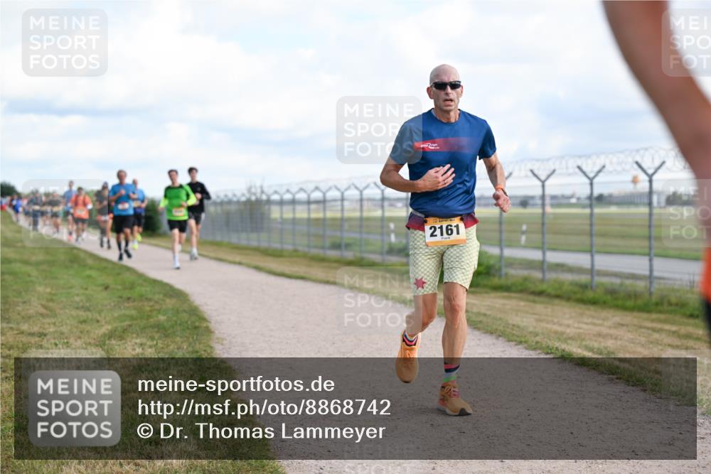 14.09.2025 - Airport Race Dr. Thomas Lammeyer http://msf.ph/oto/8868742 14.09.2025 12:12:58 Laufen 2161 meine-sportfotos.de