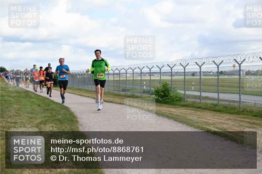 14.09.2025 - Airport Race Dr. Thomas Lammeyer http://msf.ph/oto/8868761 14.09.2025 12:13:00 Laufen 73, 4169 meine-sportfotos.de