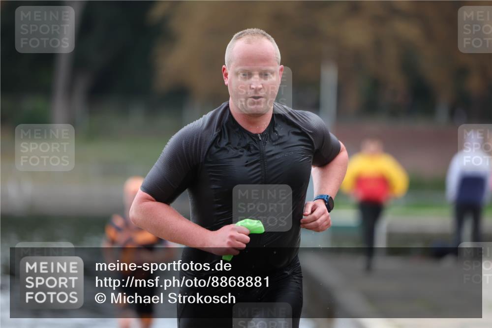 14.09.2025 - Stadtparktriathlon Michael Strokosch http://msf.ph/oto/8868881 14.09.2025 10:35:47 Schwimmen 734, 756, 775, 805, 808 meine-sportfotos.de