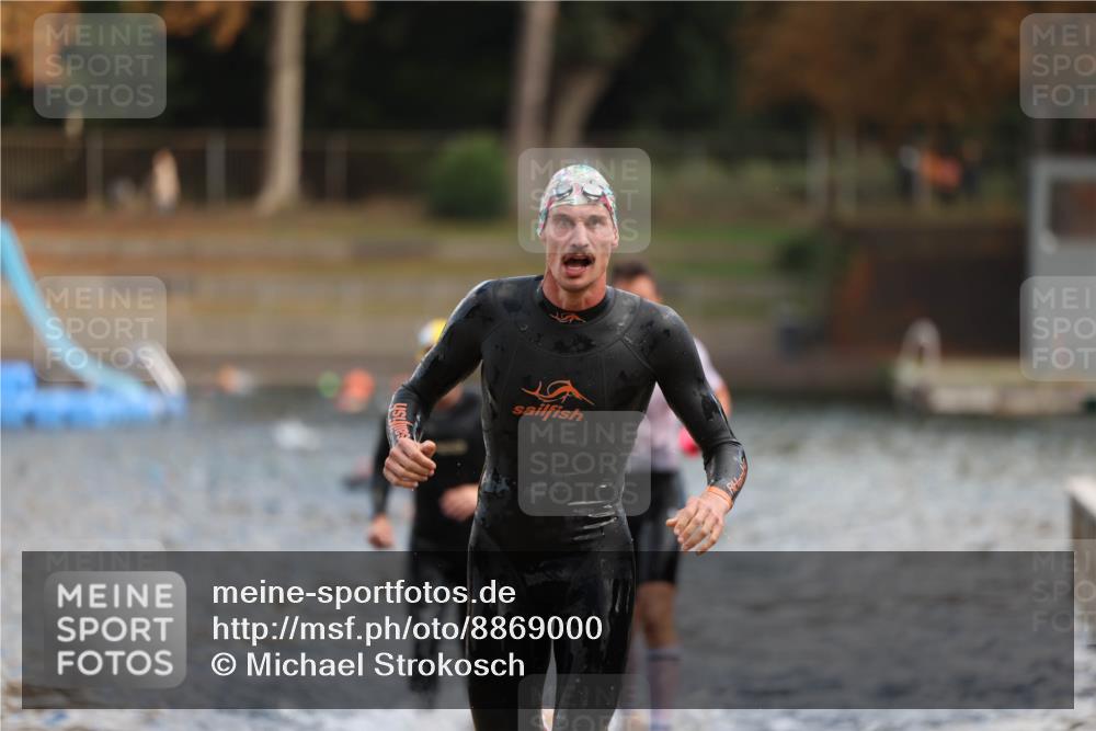 14.09.2025 - Stadtparktriathlon Michael Strokosch http://msf.ph/oto/8869000 14.09.2025 10:49:48 Schwimmen 825, 842, 865 meine-sportfotos.de