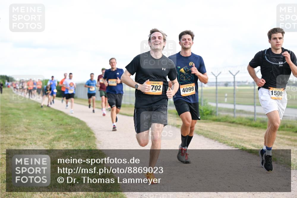 14.09.2025 - Airport Race Dr. Thomas Lammeyer http://msf.ph/oto/8869023 14.09.2025 12:13:17 Laufen 2103, 702, 4099, 1500 meine-sportfotos.de