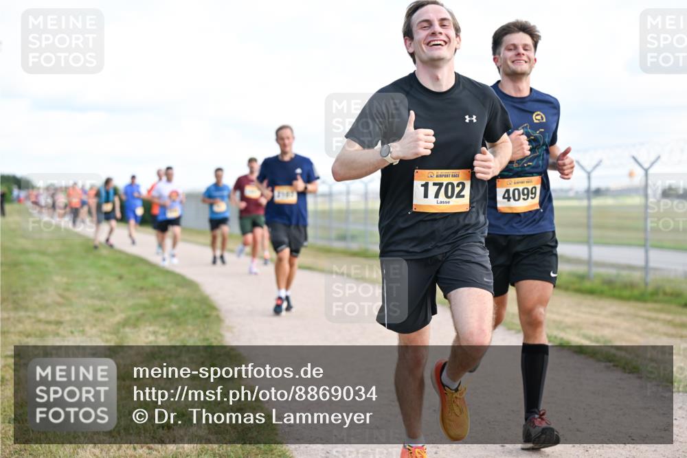 14.09.2025 - Airport Race Dr. Thomas Lammeyer http://msf.ph/oto/8869034 14.09.2025 12:13:17 Laufen 81, 1702, 4099 meine-sportfotos.de