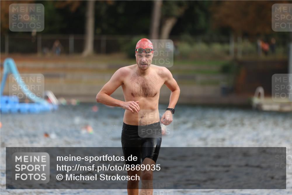 14.09.2025 - Stadtparktriathlon Michael Strokosch http://msf.ph/oto/8869035 14.09.2025 10:50:00 Schwimmen 875 meine-sportfotos.de