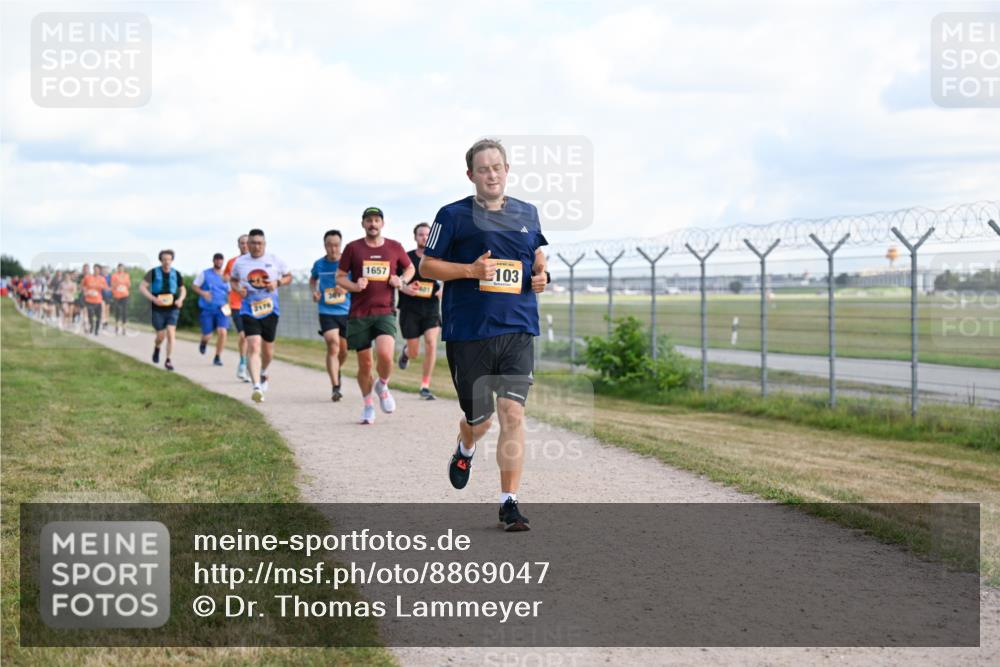 14.09.2025 - Airport Race Dr. Thomas Lammeyer http://msf.ph/oto/8869047 14.09.2025 12:13:19 Laufen 2176, 1657, 103 meine-sportfotos.de
