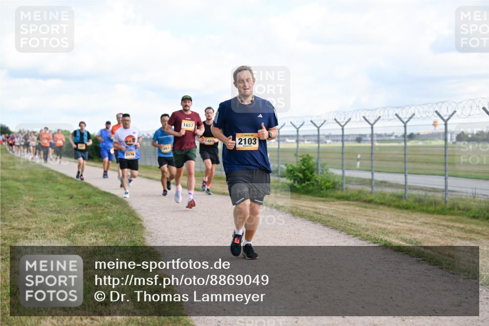 14.09.2025 - Airport Race Dr. Thomas Lammeyer http://msf.ph/oto/8869049 14.09.2025 12:13:19 Laufen 2176, 361, 1657, 140, 2103 meine-sportfotos.de