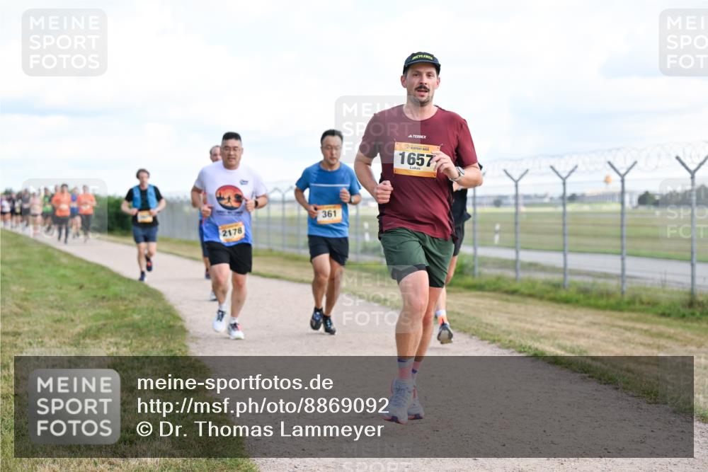 14.09.2025 - Airport Race Dr. Thomas Lammeyer http://msf.ph/oto/8869092 14.09.2025 12:13:21 Laufen 2178, 361, 1657 meine-sportfotos.de