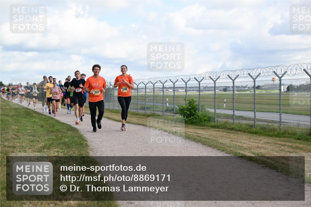 14.09.2025 - Airport Race Dr. Thomas Lammeyer http://msf.ph/oto/8869171 14.09.2025 12:13:29 Laufen 4129, 277, 297, 298 meine-sportfotos.de