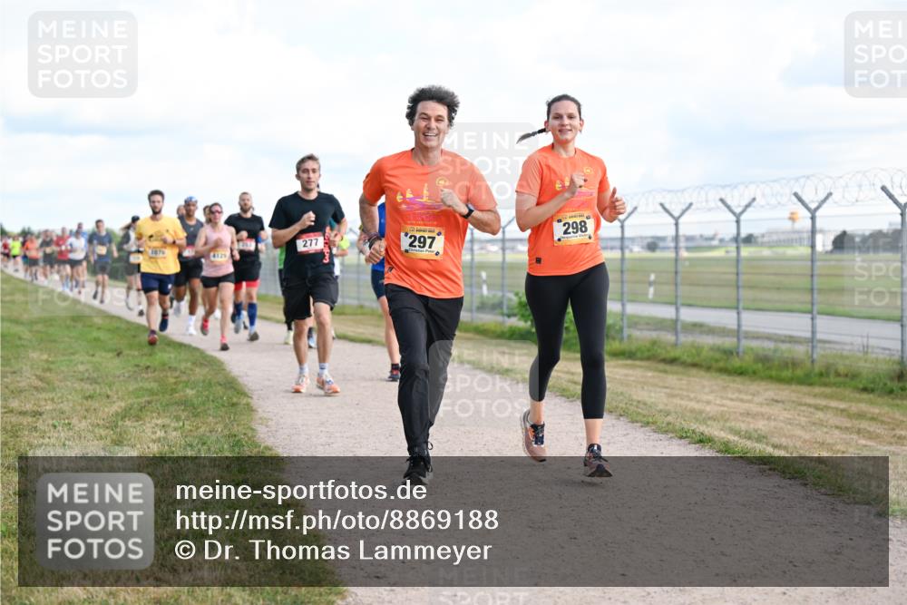 14.09.2025 - Airport Race Dr. Thomas Lammeyer http://msf.ph/oto/8869188 14.09.2025 12:13:32 Laufen 277, 1070, 297, 298, 9 meine-sportfotos.de