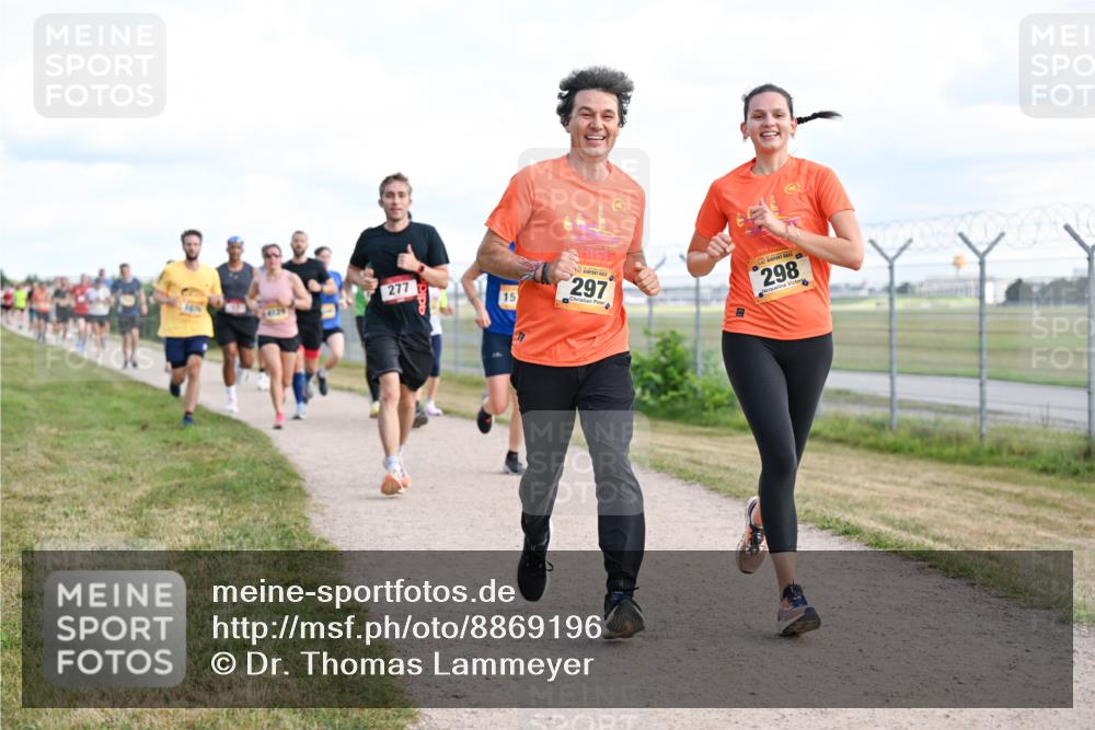 14.09.2025 - Airport Race Dr. Thomas Lammeyer http://msf.ph/oto/8869196 14.09.2025 12:13:32 Laufen 277, 15, 297, 298 meine-sportfotos.de