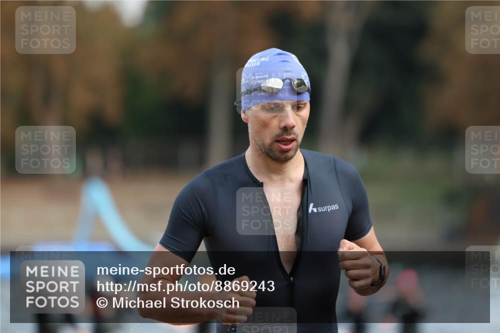 14.09.2025 - Stadtparktriathlon Michael Strokosch http://msf.ph/oto/8869243 14.09.2025 10:51:49 Schwimmen 827, 848, 849 meine-sportfotos.de