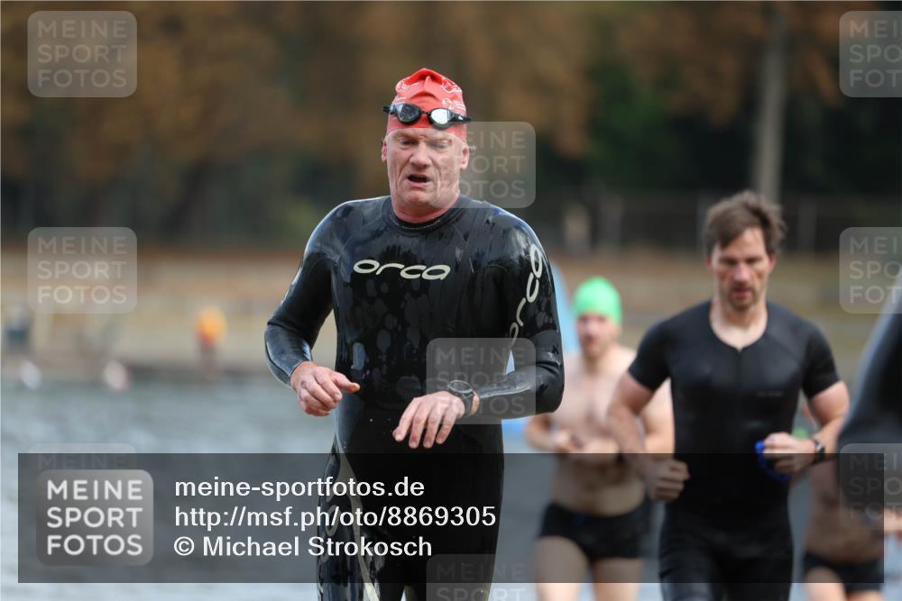 14.09.2025 - Stadtparktriathlon Michael Strokosch http://msf.ph/oto/8869305 14.09.2025 10:52:11 Schwimmen 826, 838, 846, 862, 867, 873, 878, 882, 897, 898, 919 meine-sportfotos.de