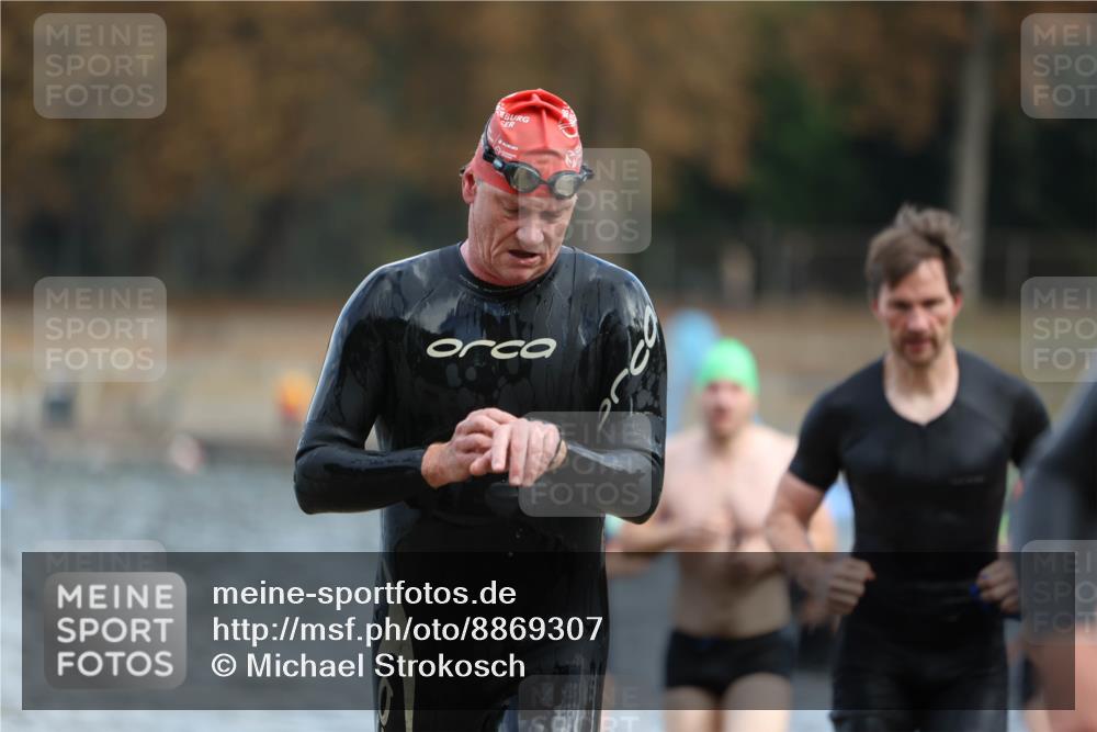 14.09.2025 - Stadtparktriathlon Michael Strokosch http://msf.ph/oto/8869307 14.09.2025 10:52:11 Schwimmen 826, 838, 846, 862, 867, 873, 878, 882, 897, 898, 919 meine-sportfotos.de