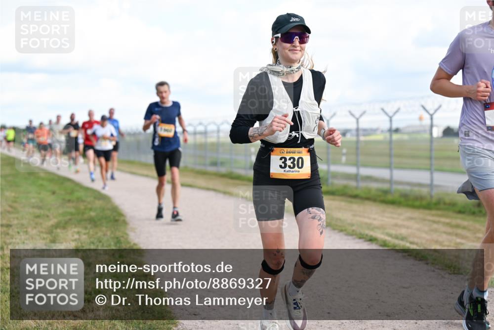 14.09.2025 - Airport Race Dr. Thomas Lammeyer http://msf.ph/oto/8869327 14.09.2025 12:13:40 Laufen 330 meine-sportfotos.de