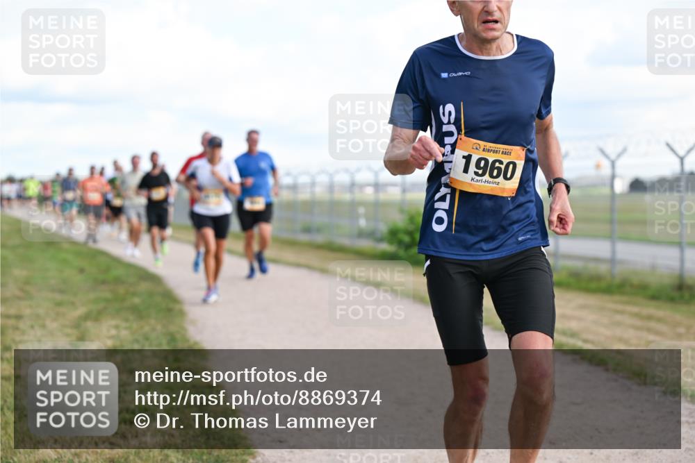 14.09.2025 - Airport Race Dr. Thomas Lammeyer http://msf.ph/oto/8869374 14.09.2025 12:13:42 Laufen 1960 meine-sportfotos.de
