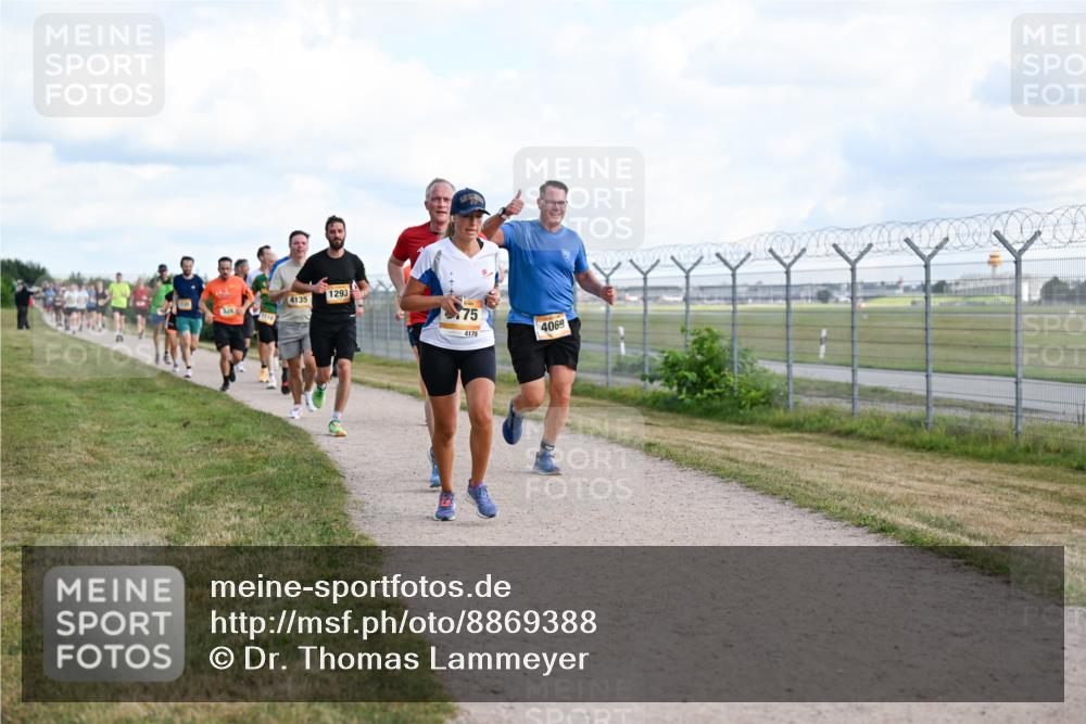 14.09.2025 - Airport Race Dr. Thomas Lammeyer http://msf.ph/oto/8869388 14.09.2025 12:13:43 Laufen 4135, 1293, 75, 4175, 4069 meine-sportfotos.de