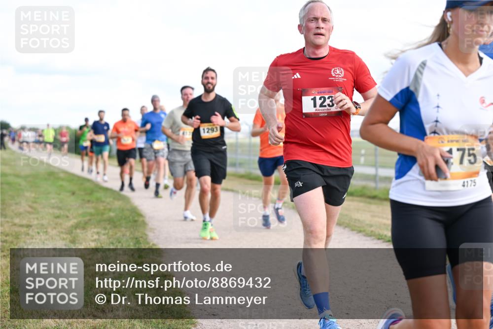 14.09.2025 - Airport Race Dr. Thomas Lammeyer http://msf.ph/oto/8869432 14.09.2025 12:13:46 Laufen 1293, 123, 75, 4175 meine-sportfotos.de