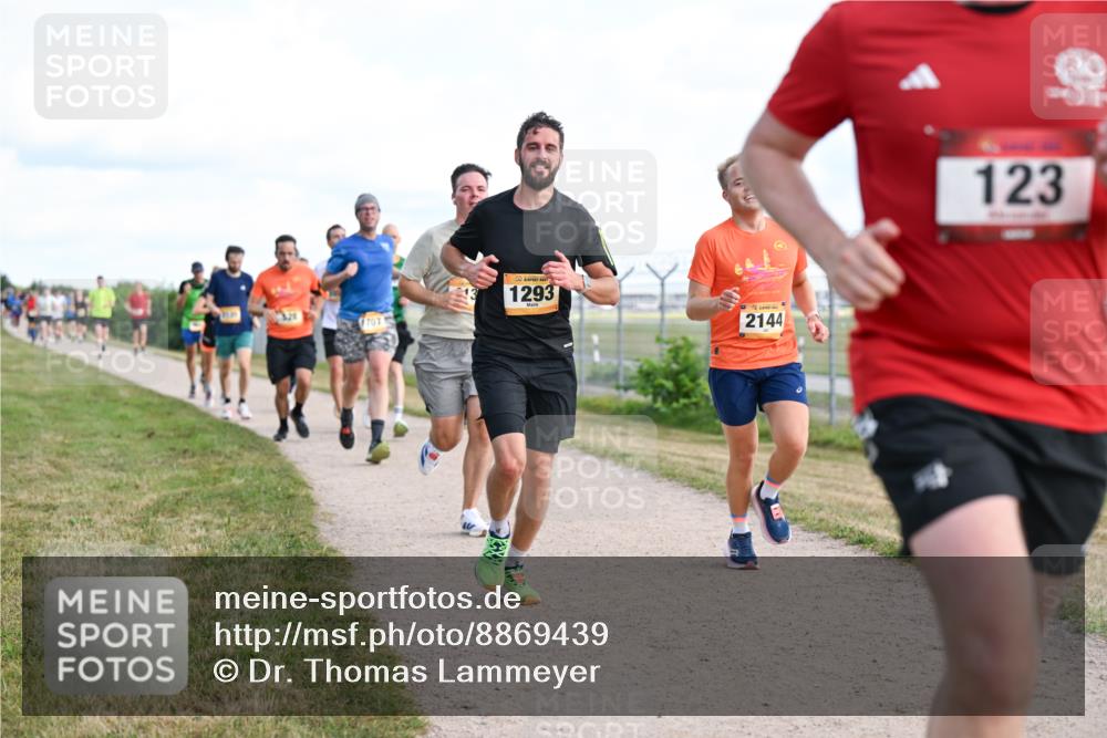 14.09.2025 - Airport Race Dr. Thomas Lammeyer http://msf.ph/oto/8869439 14.09.2025 12:13:46 Laufen 1293, 7707, 2144, 123 meine-sportfotos.de