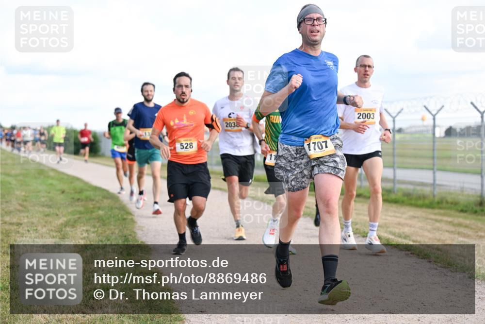 14.09.2025 - Airport Race Dr. Thomas Lammeyer http://msf.ph/oto/8869486 14.09.2025 12:13:49 Laufen 528, 2038, 7707, 2003 meine-sportfotos.de