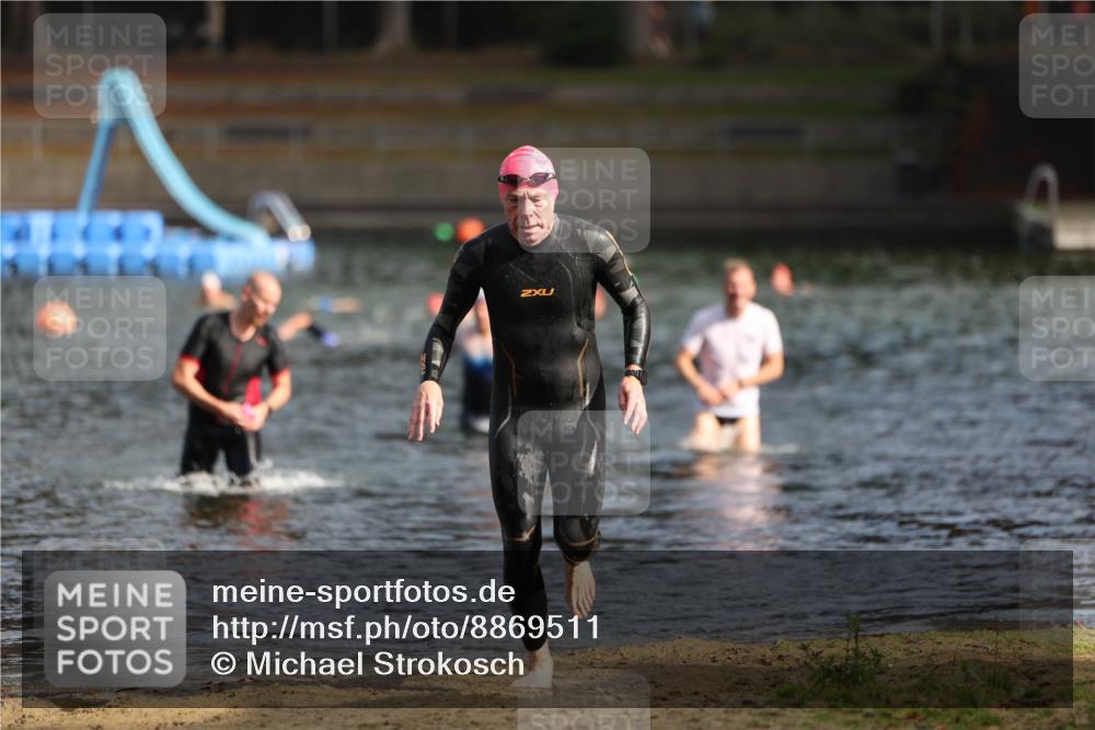 14.09.2025 - Stadtparktriathlon Michael Strokosch http://msf.ph/oto/8869511 14.09.2025 10:53:46 Schwimmen 871 meine-sportfotos.de
