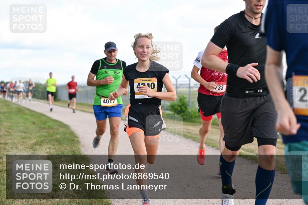 14.09.2025 - Airport Race Dr. Thomas Lammeyer http://msf.ph/oto/8869540 14.09.2025 12:13:53 Laufen 4017, 4210, 2, 33 meine-sportfotos.de